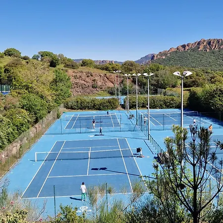 Cap Esterel Апартаменты *